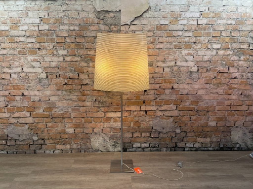 Flos Mega Kite – Lampada da terra | Marc Sadler