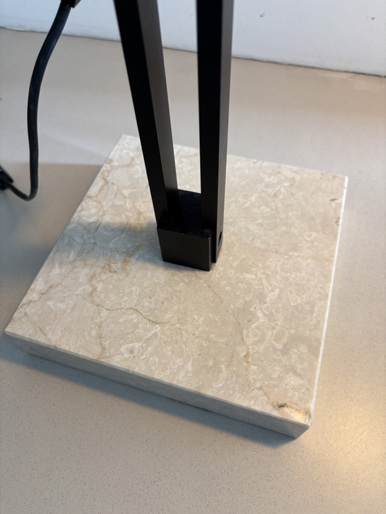 Image 1 of Lámpara de mesa industrial francesa estilo Jean Prouvé con base de mármol, años 70