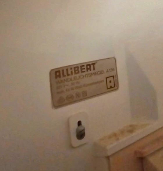 Set de espejo de baño retroiluminado Allibert de los años 70, Set de 4 – Objetos decorativos (photo 4 of 4)