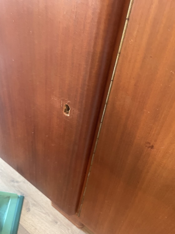 Image 1 of buffet ancien en noyer