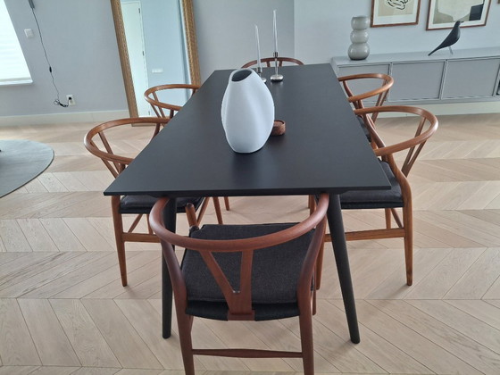 Image 1 of Eetkamertafel &Tradition In Between SK5 zwart gebeitst eiken 