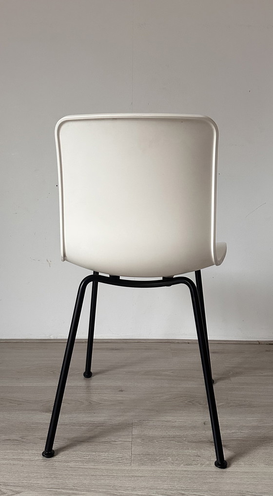 Image 1 of 6x Vitra Hal design chairs