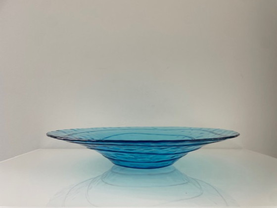 Image 1 of Mouth-blown glass bowl light blue 35 cm