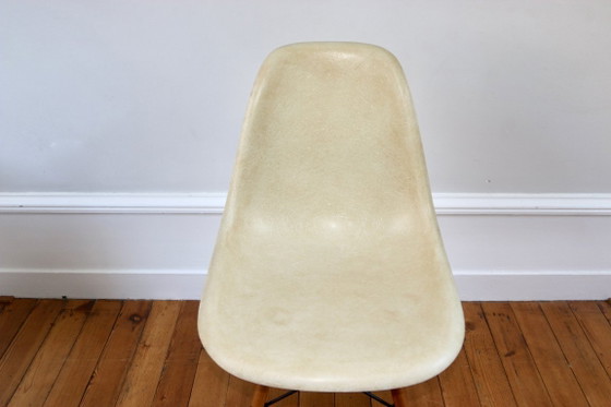 Image 1 of Vintage Eames DSW-stoel van Herman Miller, Mobilier International, 1960