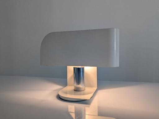 Lámpara de Mesa en Metal Plegado, Italia, 1970s