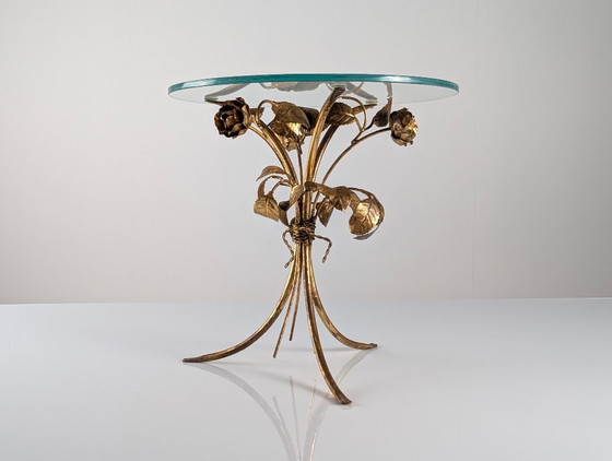 Mid-Century vergoldeter Metall Blumen Rosen Beistelltisch 1970er – Beistelltische, Glass (photo 4 of 18)