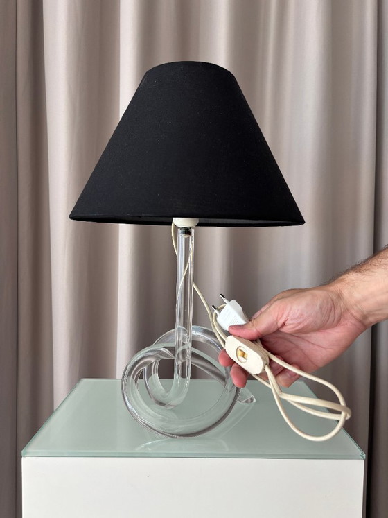 1970s Lucite Knot Table Lamp Attributed to Elaine Bscheider for Dorothy Thorpe Inc. – Plexiglass (photo 9 of 14)