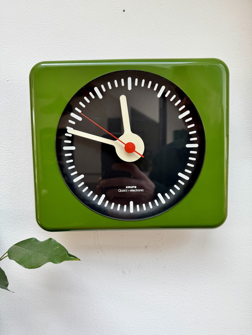 Space Age Krups Quartz Electronic Green Modernist Wall Clock