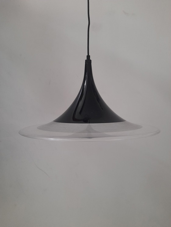 Image 1 of Grande suspension trompette Meblo Guzzini années 70