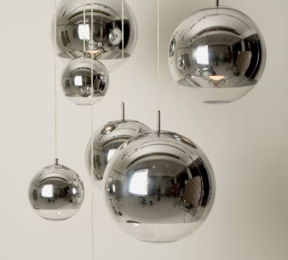 Image 1 of Set mit 5 Spiegelkugel-Pendelleuchten