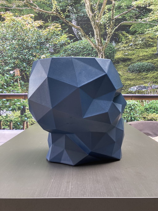 Vondom SKULL planter
