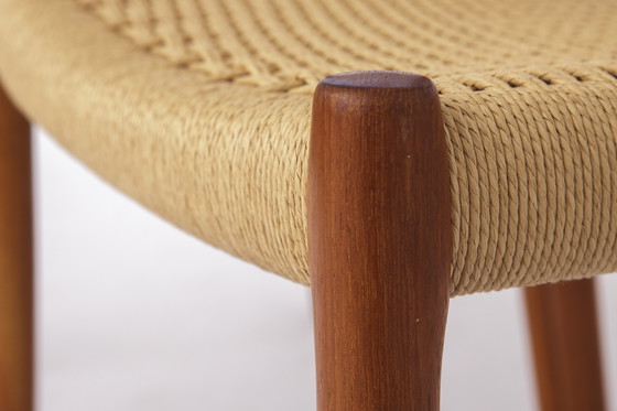 Image 1 of Set di 4 sedie modello 84 di Niels Otto Møller – Teak danese e corda di carta, anni '70 | Sedie da pranzo vintage in stile m