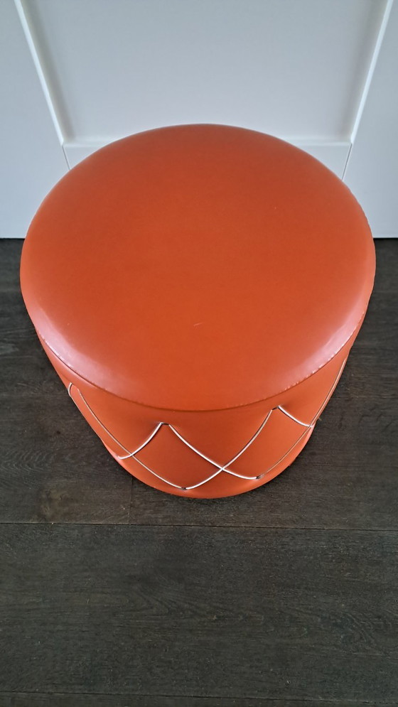 Puf naranja con almacenaje, Carritos de bar, Plástico, Metal, Vintage (foto 2 de 10)