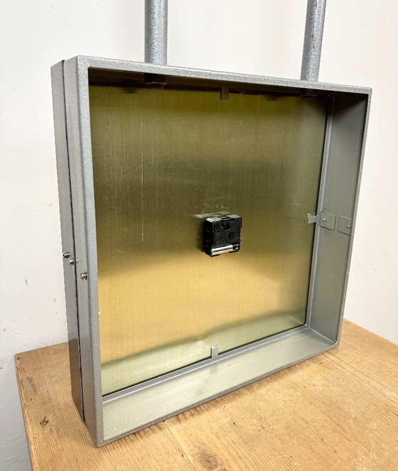 Image 1 of Grote industriële vierkante plafondklok met twee zijden van Pragotron, jaren 70