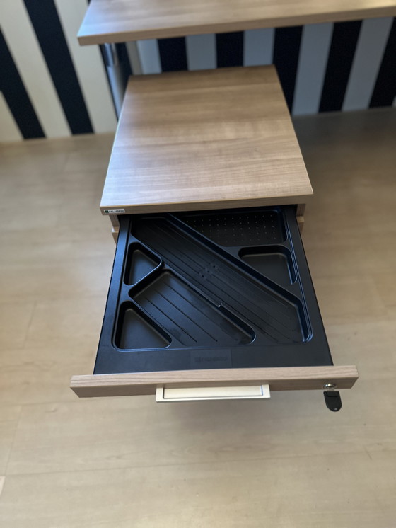 Image 1 of Scrivania + contenitore con ruote + sedia da ufficio Palmberg