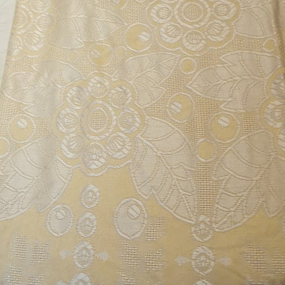 Image 1 of Copriletto o plaid in seta color champagne antico