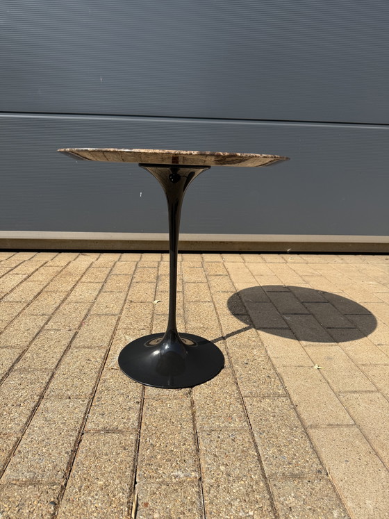 Image 1 of Table d'appoint Knoll Tulip en marbre Emperador en parfait état !! Eero Saarinen