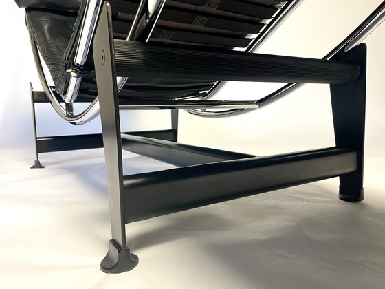 Image 1 of Le Corbusier LC4 Replica