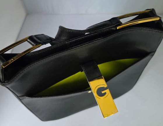 Borsa a tracolla Givenchy Vintage con logo G in pelle | Nera | Made in Italy | Set completo – Borse a spalla (photo 9 of 15)
