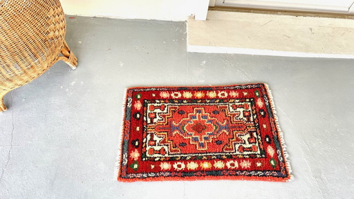 Vintage rug - 40cm x 62cm