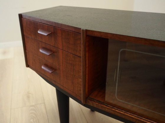 Image 1 of Credenza bassa in noce, design danese, anni '60, produzione: Danimarca