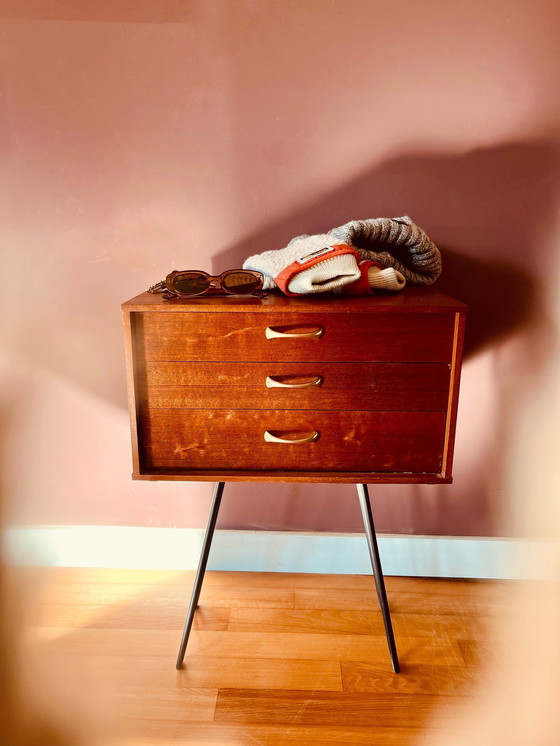 Image 1 of Vintage besteklade op pootjes