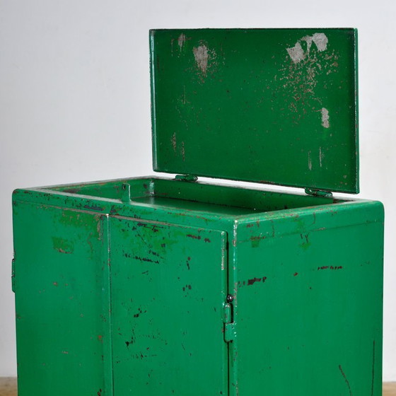 Image 1 of Industrieschrank aus Eisen, 1970er Jahre