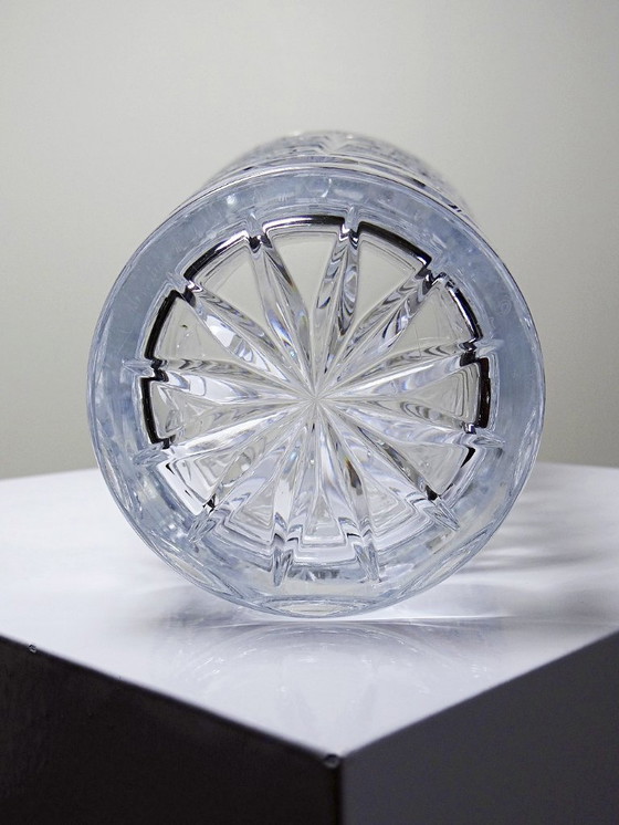 Image 1 of Grand vase en cristal taillé et moulé vintage 80-2000 Bohême Tchécoslovaquie