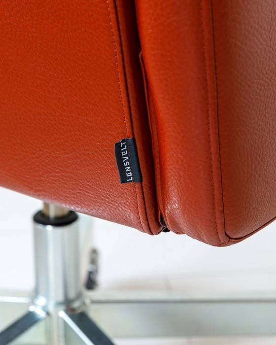 Image 1 of AVL office chair - in perfect condition!