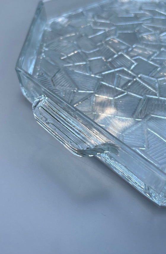 Superb Vintage Octagonal Art Deco Molded Glass Tray – Table accessories (photo 5 of 9)
