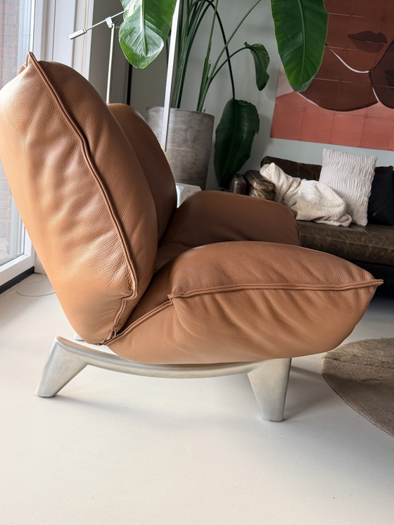 Image 1 of Vintage Leolux Tango single chair. Unique piece. Adjustable seat and lumbar support.