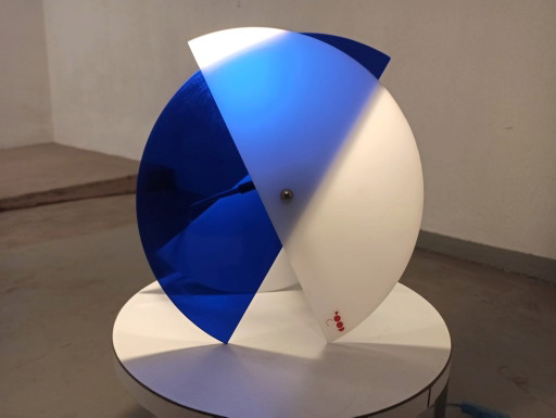 Rood Licht Memphis Milano style geometric table lamp 