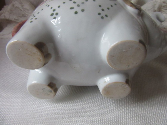 Olifantvormige theepot, wit keramiek met bloemmotief "Andrea by Sadek" vintage, Tafelaccessoires (foto 6 van 10)