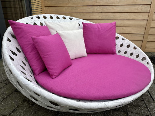 B&B Italia Outdoor Canasta Patricia Urquiola swivel sofa