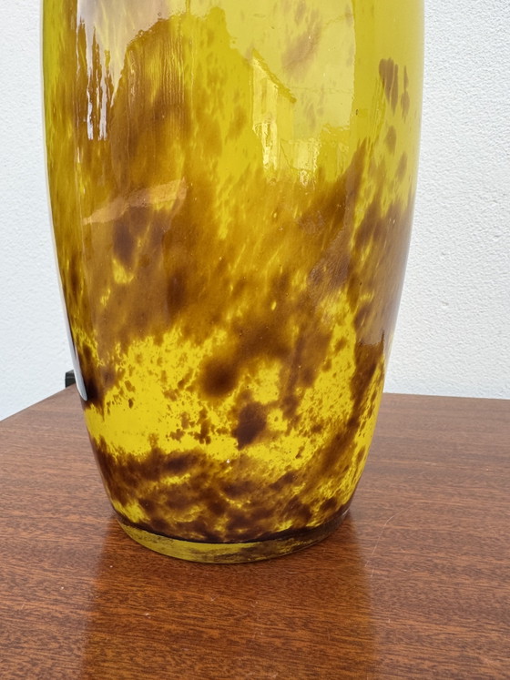 Grande vaso giallo marmorizzato Art Déco – Vasi, Vetro (photo 5 of 15)