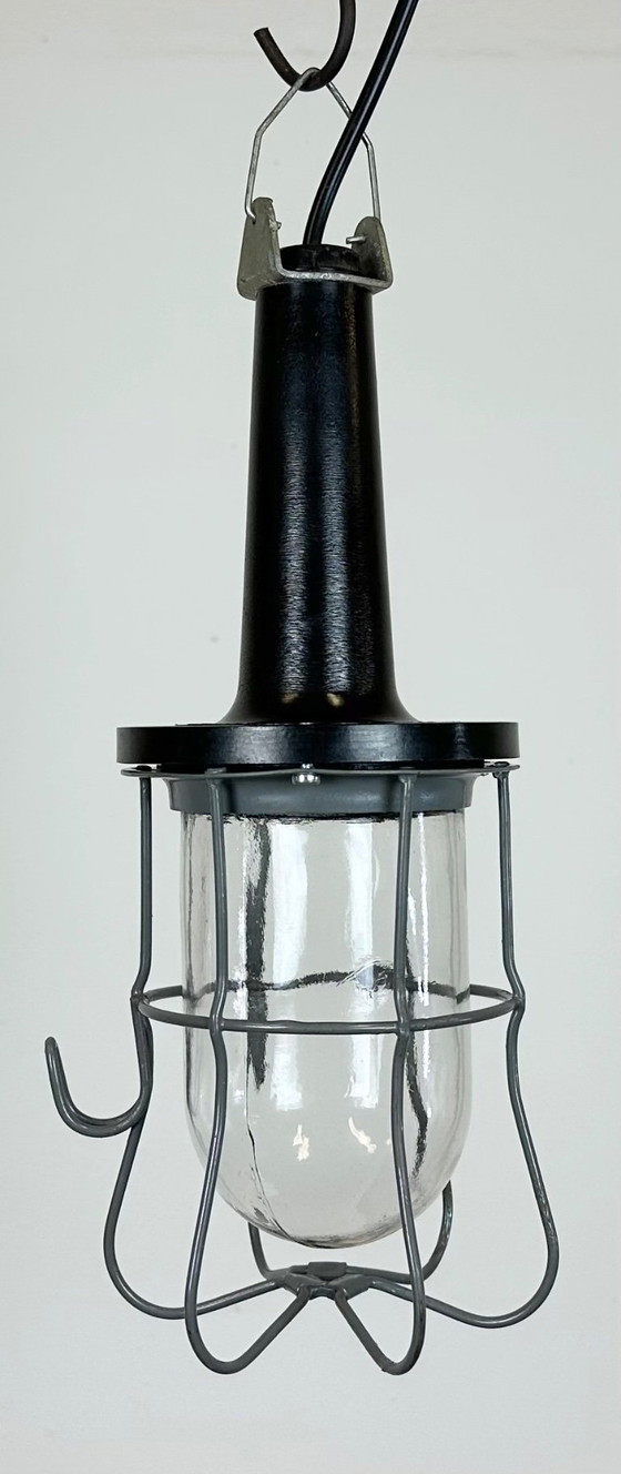 Image 1 of Vintage industriële bakelieten hanglamp, jaren 60