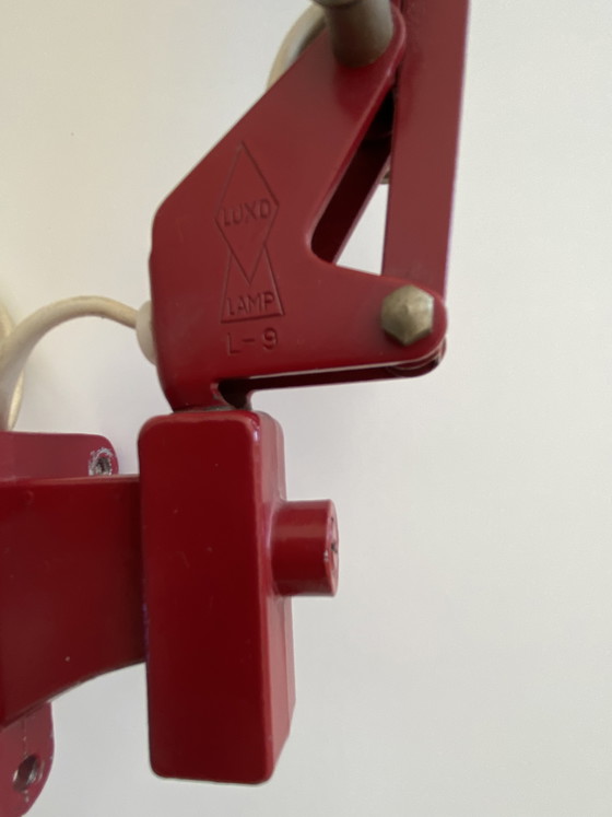 Image 1 of Lámpara de pared Luxo L-9 para arquitectos: un diseño escandinavo icónico.