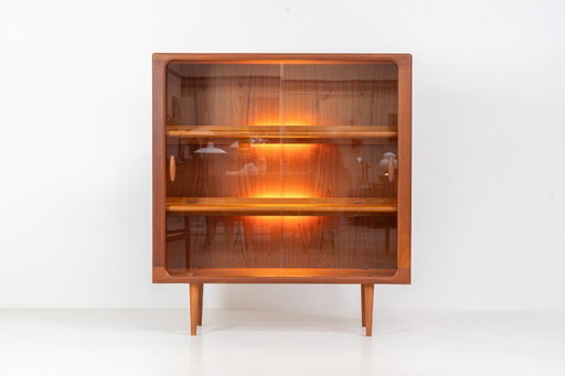 Stunning showcase by Svend Dyrlund (Denmark, 1960s).