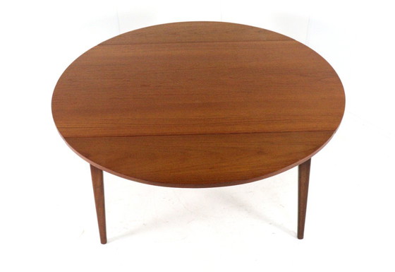 Image 1 of Louis van Teeffelen for Wébé round dining table 'Breda' vintage