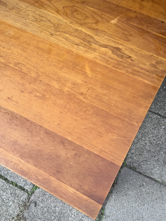 Image 1 of Tavolino da caffè in legno massello di ciliegio 100cmx100cm