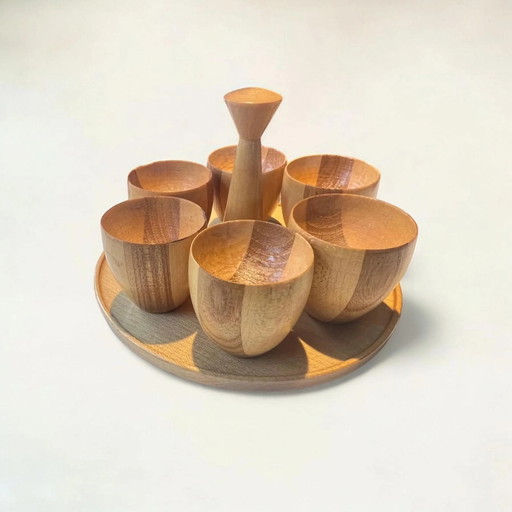 Vintage Eierbecher-Set aus Holz – 6 gedrechselte Massivholz-Eierbecher mit Tablett – Rustikale Küchendeko – Frühstücks-Set aus H
