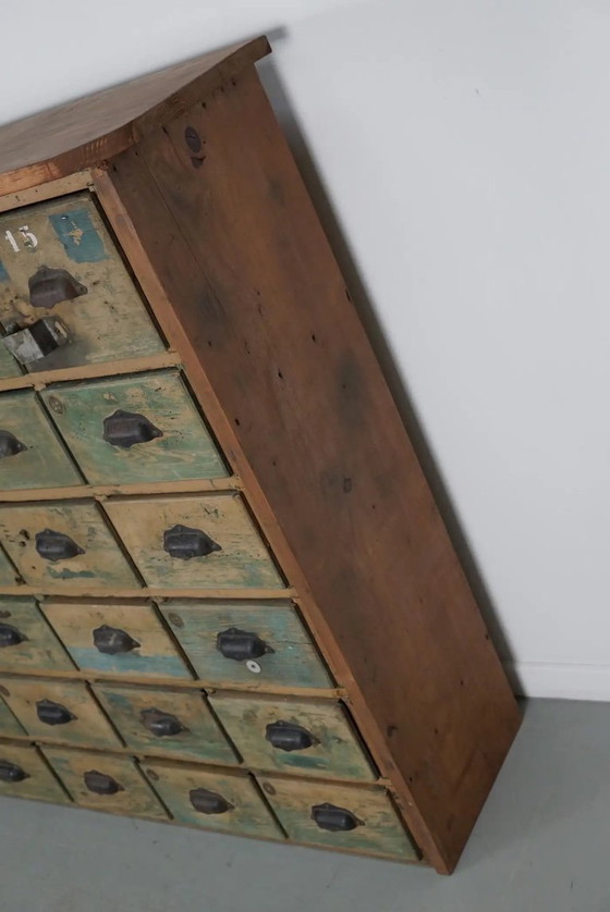 Image 1 of Gran armario industrial francés de madera de pino pintada para guardar artículos de ferretería, década de 1950