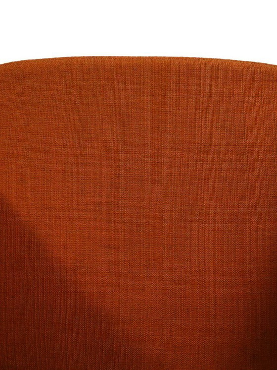 Image 1 of Een paar oranje Oslosund fauteuils van Kinnarps, jaren 1950.