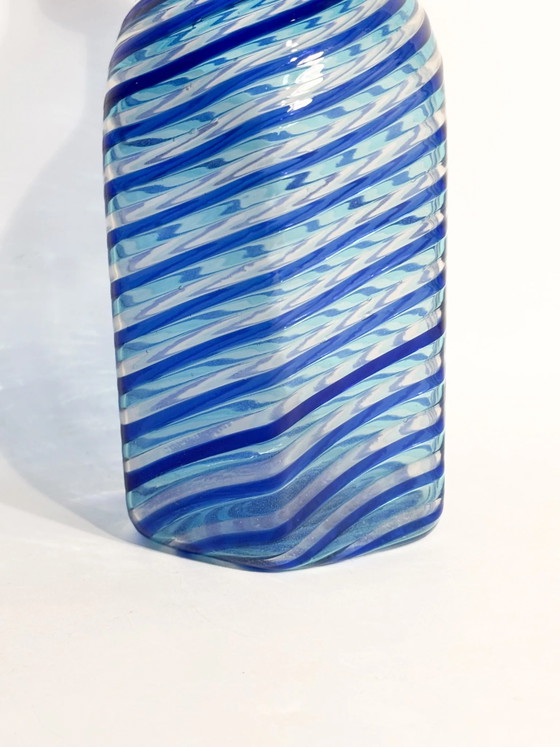 Bottiglia in vetro di Murano anni '70 con canework a spirale, Oggetti decorativi, Blu (foto 3 di 9)