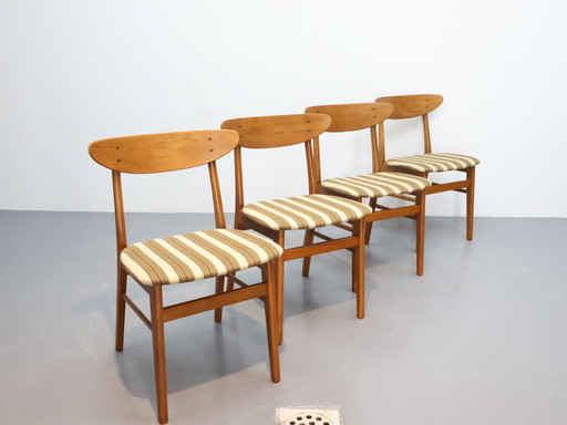 Satz von 4 dänischen Esszimmerstühlen vintage