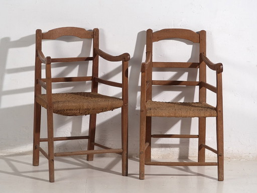 Antike Eichen-Sessel (ca. 1900). 2er-Set