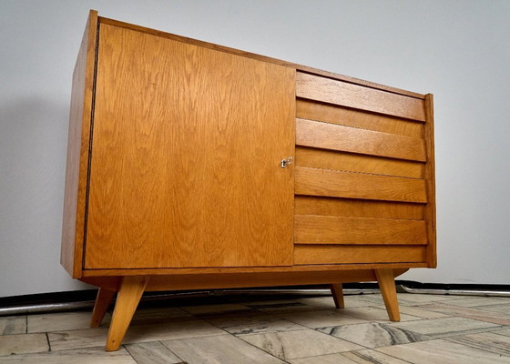 Image 1 of Credenza vintage in quercia di Jiří Jiroutek, anni '60, Cecoslovacchia