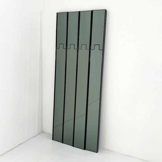 Set di 4 Specchi & Appendiabiti Smoke Gronda di Luciano Bertoncini per Elco, anni '70 – Glass, Metal (photo 2 of 8)