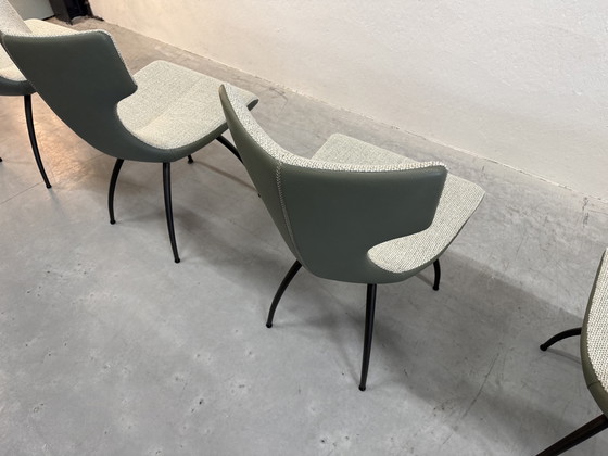 Image 1 of 4 sillas de comedor Leolux Callas, tela Safire Senso Olivine