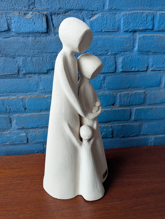 Image 1 of Famiglia di sculture immagine - Paula v d Veerdonk